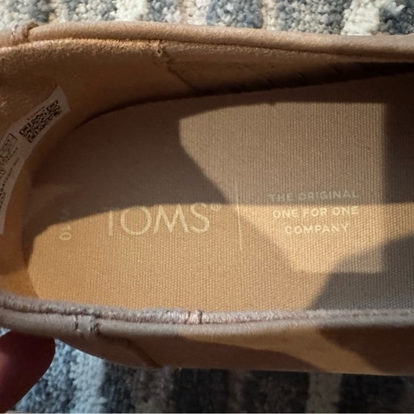 Toms Light Brown Leather Slip-Ons - Picture 6 of 7